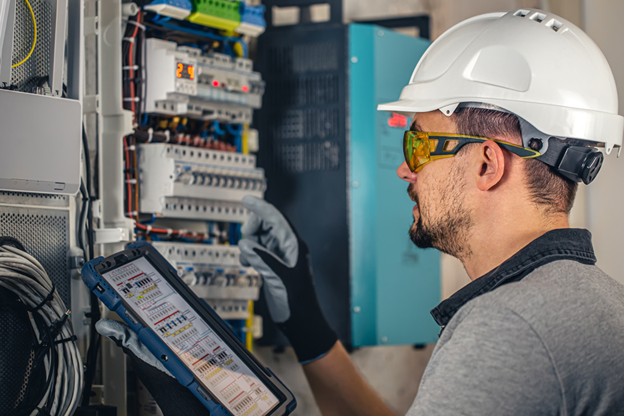 Industrie & Gewerbe bei Muster Elektro in Musterstadt